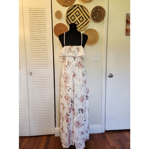 LAST ONE! White Floral Maxi Dress With A Side Split - Picture 6 of 7
